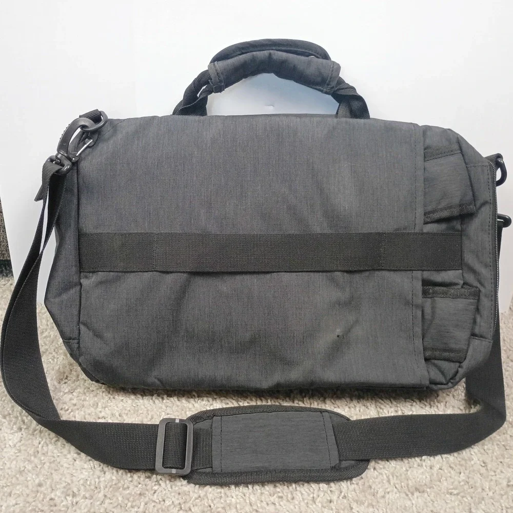 Samsonite Modern Utility Convertible Brief Business Laptop Messenger Backpack